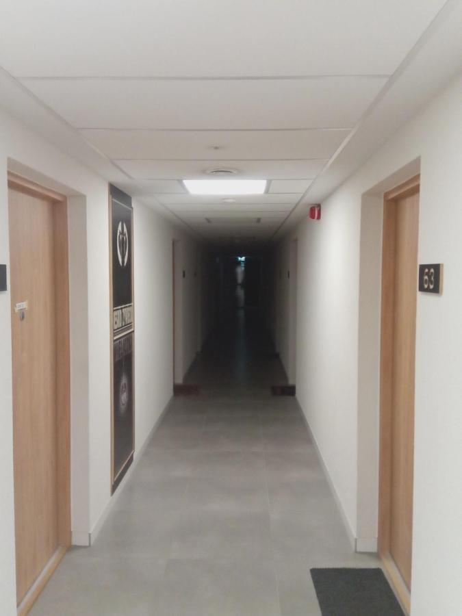 Roza- Lotnisko Apartment *